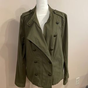 Woman’s jacket size XL